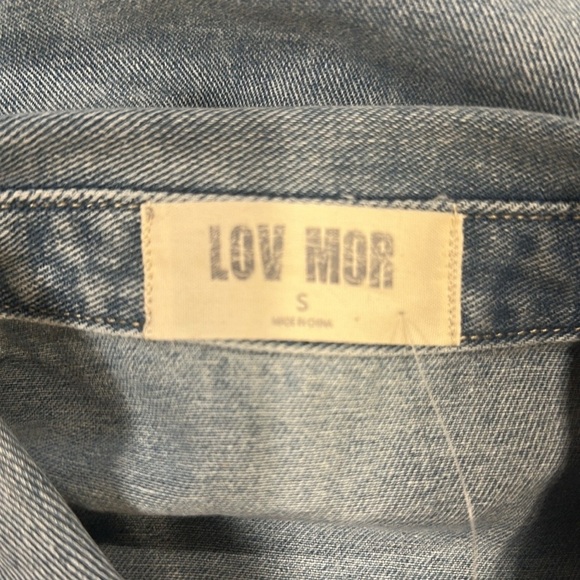 Lov Mor Denim Shacket Size Small Blue Oversized Button Down Front Collared Neck - Picture 8 of 15